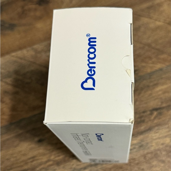 Berrcom Non Contact Thermometer - Picture 2 of 5